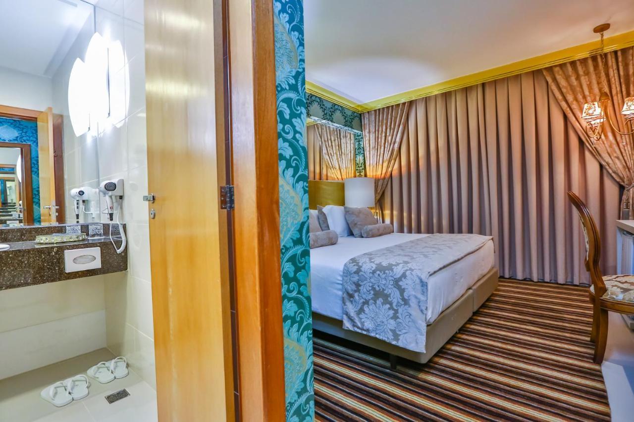 Golden Lis Hotel Boutique Гояния Екстериор снимка