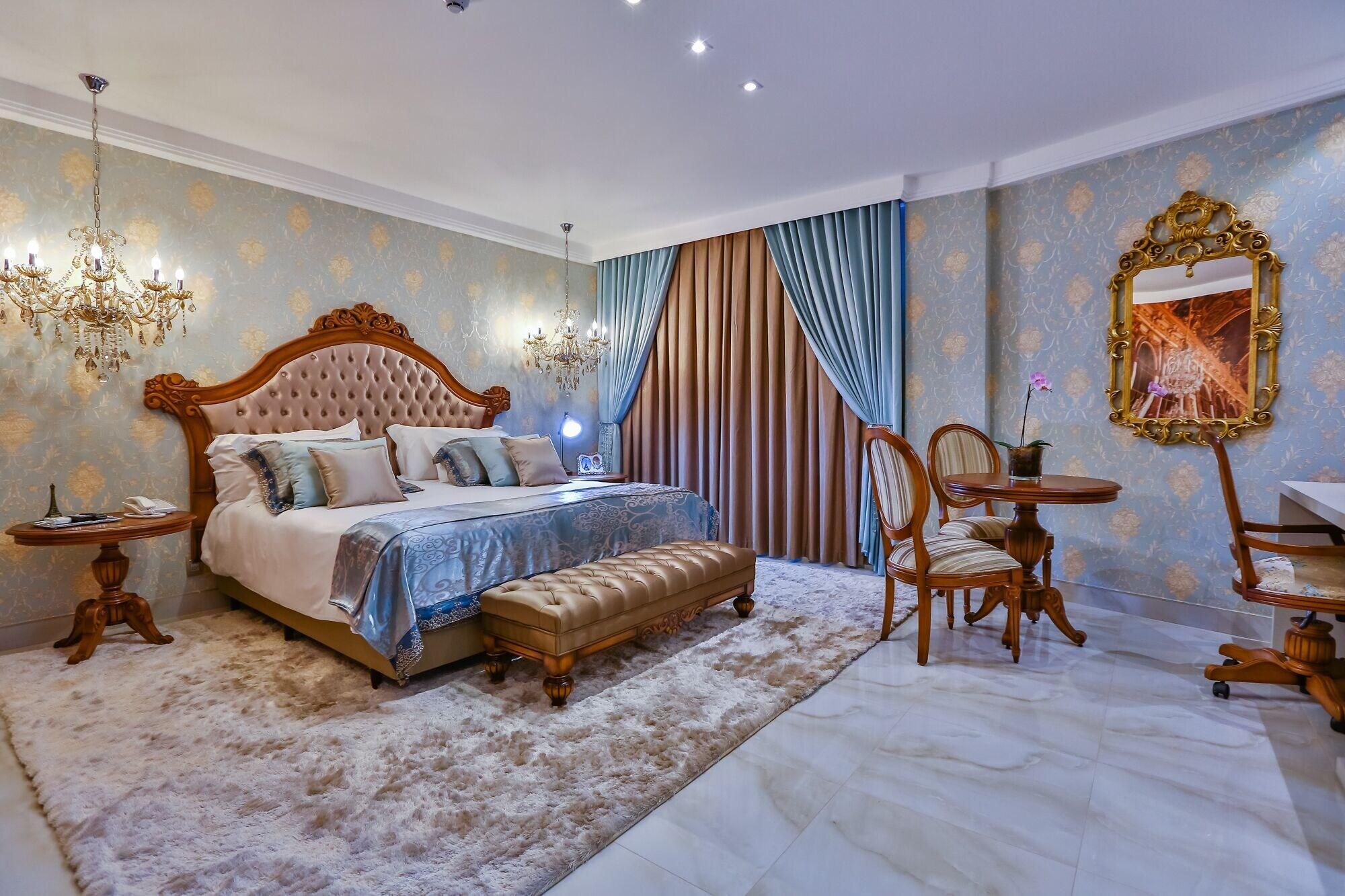Golden Lis Hotel Boutique Гояния Екстериор снимка Suite