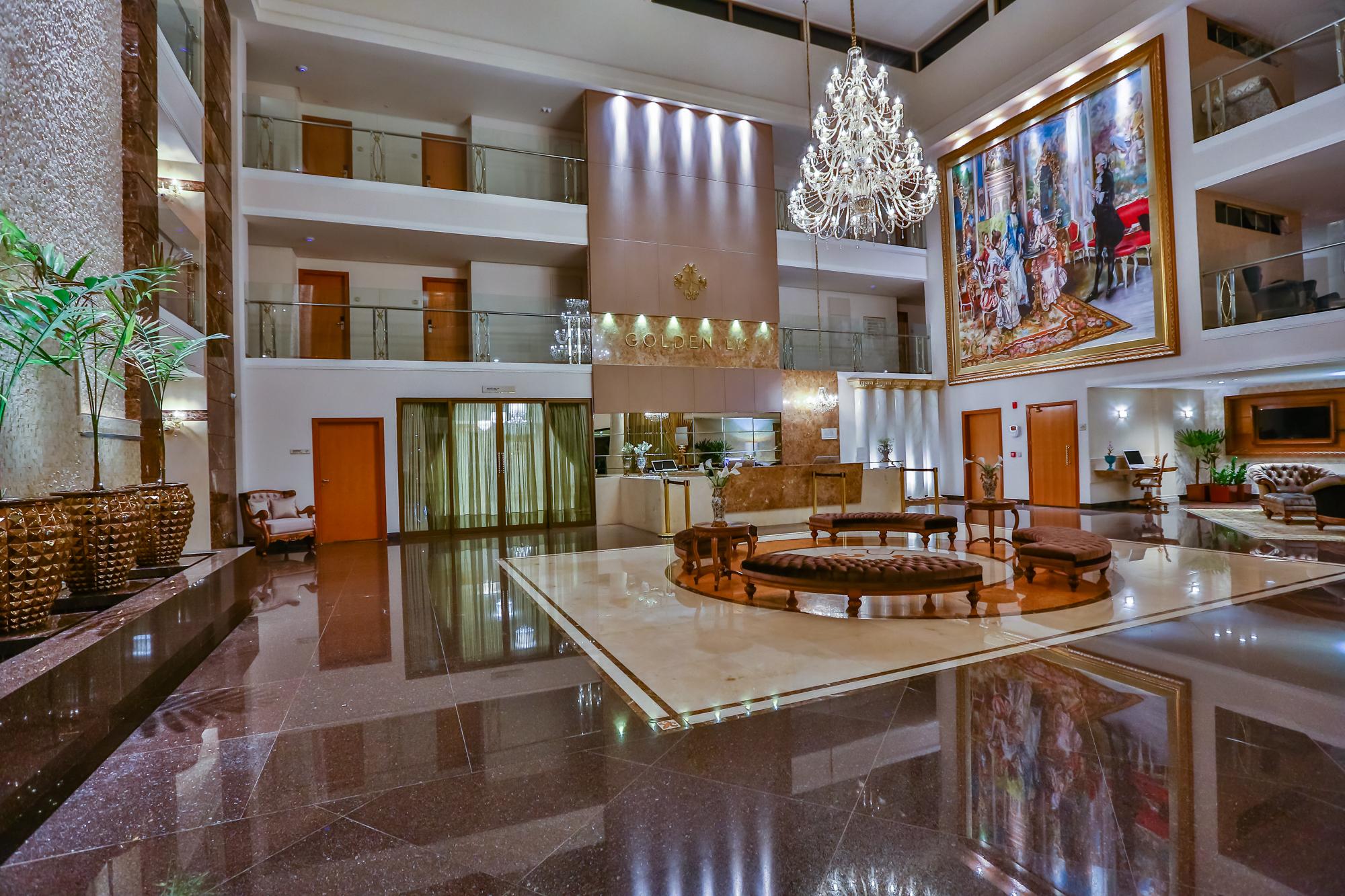 Golden Lis Hotel Boutique Гояния Екстериор снимка Lobby